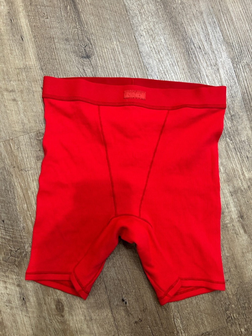 SKIMS  women’s Red Ribbed boxers